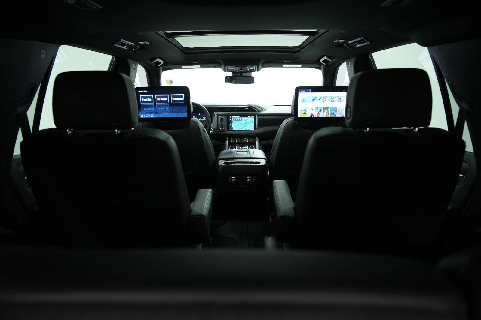 Used 2023 GMC Yukon Denali w/ LPO, Floor Liner Package image 14