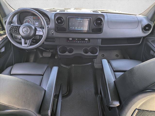 Used 2019 Mercedes-Benz Sprinter 2500 image 16