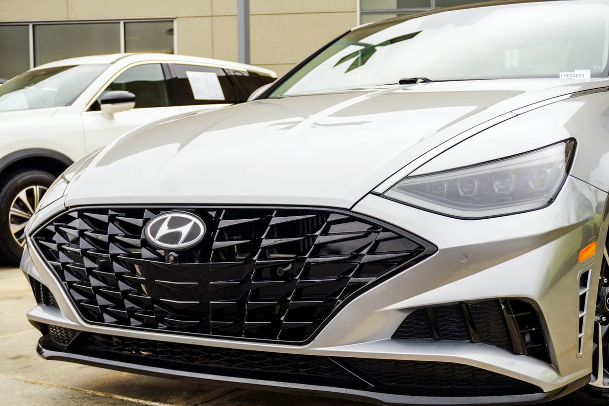 Used 2020 Hyundai Sonata Limited image 2