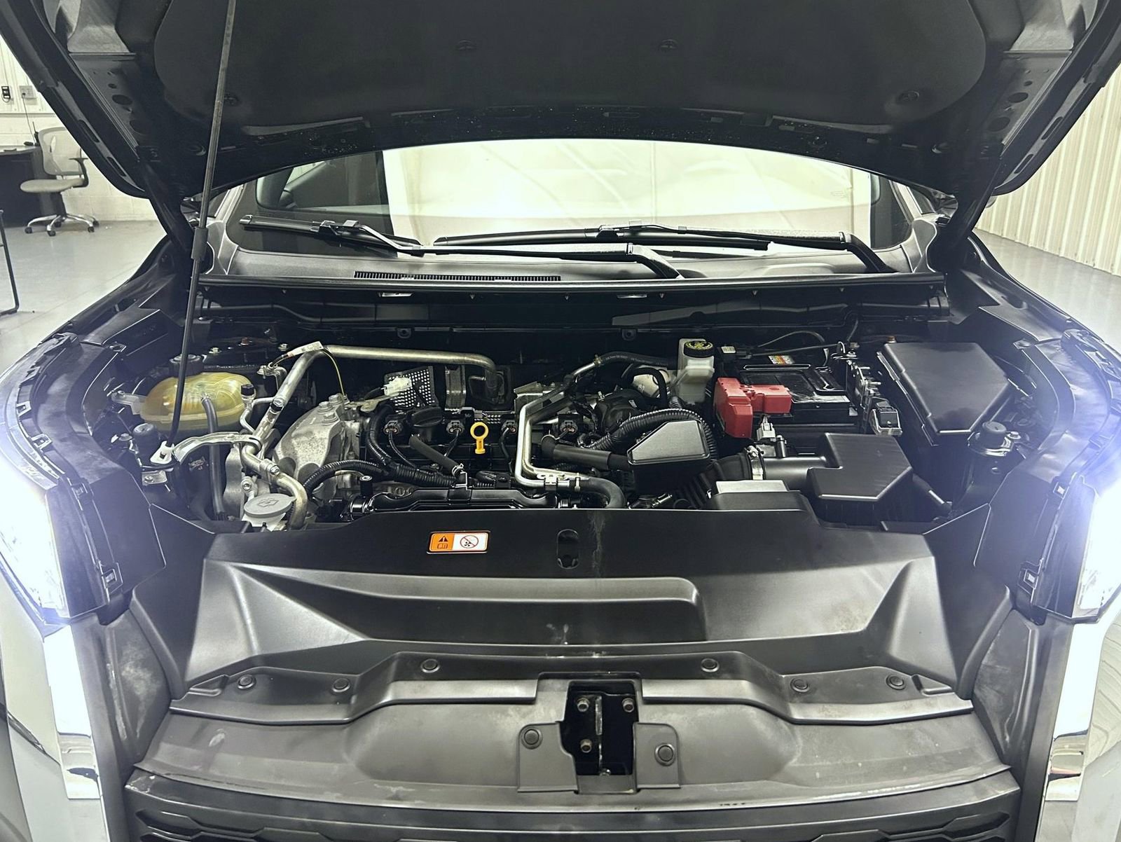 Used 2023 Mitsubishi Outlander SE Black Edition image 24