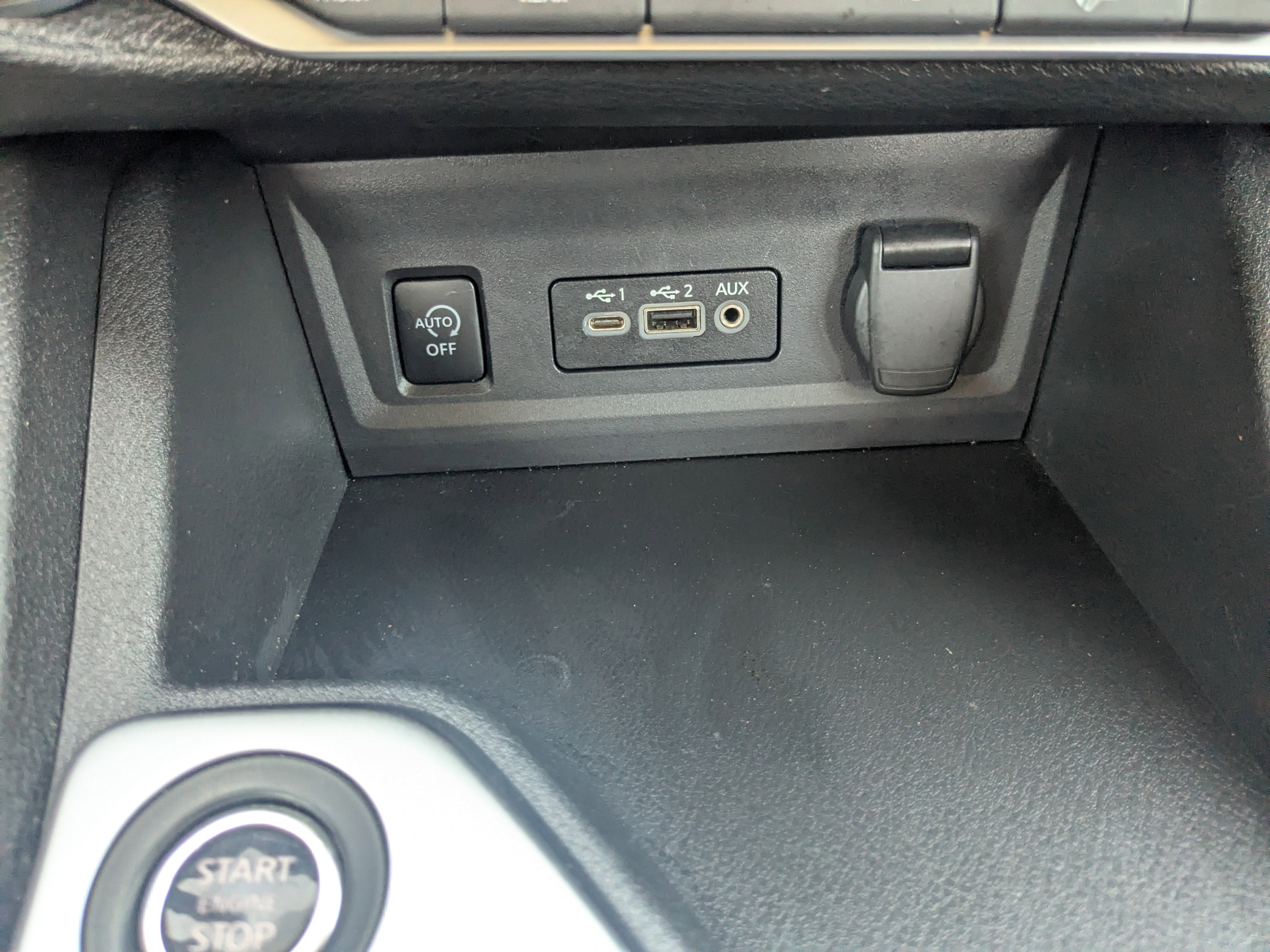 Used 2024 Nissan Sentra SV w/ All-Weather Package FWD image 22