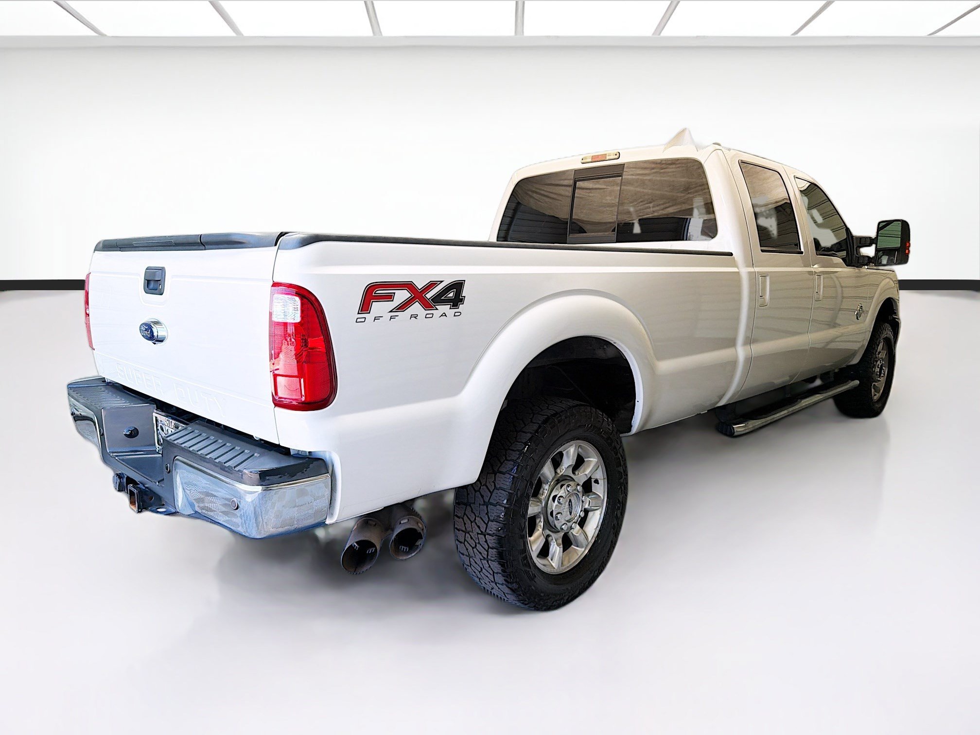 Used 2015 Ford F350 Lariat w/ Lariat Ultimate Package AWD/4WD image 4
