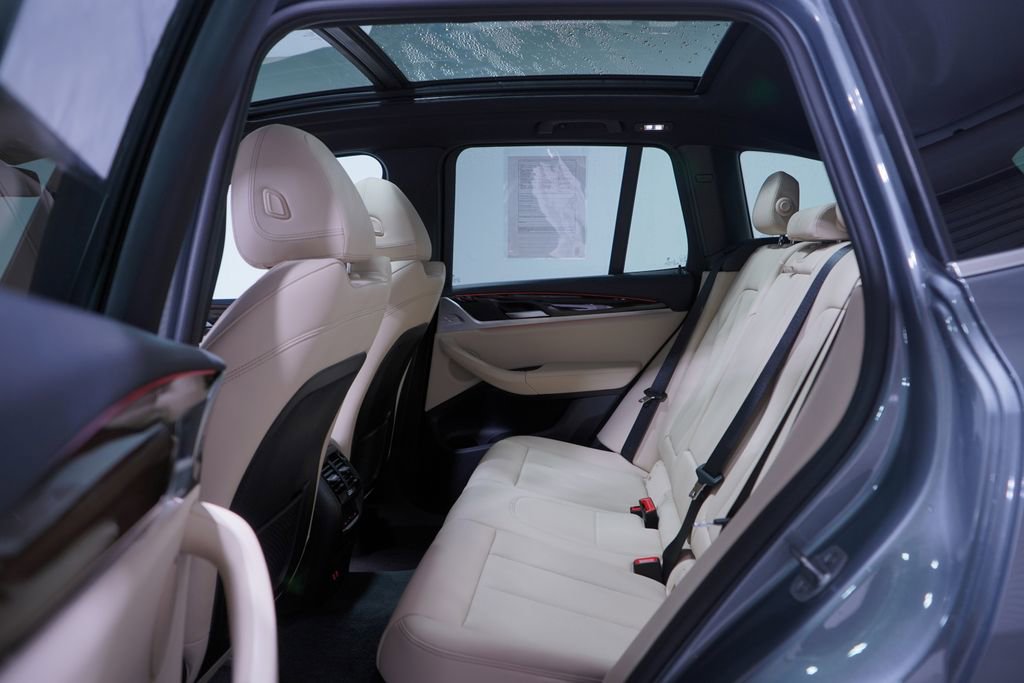 Used 2023 BMW X3 sDrive30i w/ Convenience Package image 9