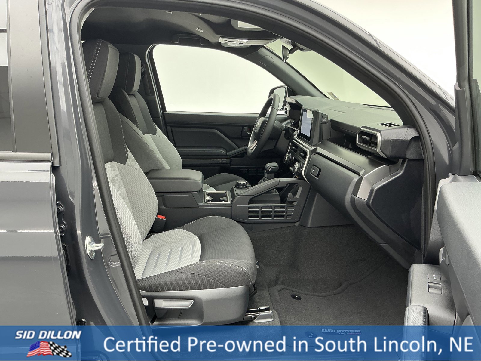 Used 2025 Toyota 4Runner Limited image 26