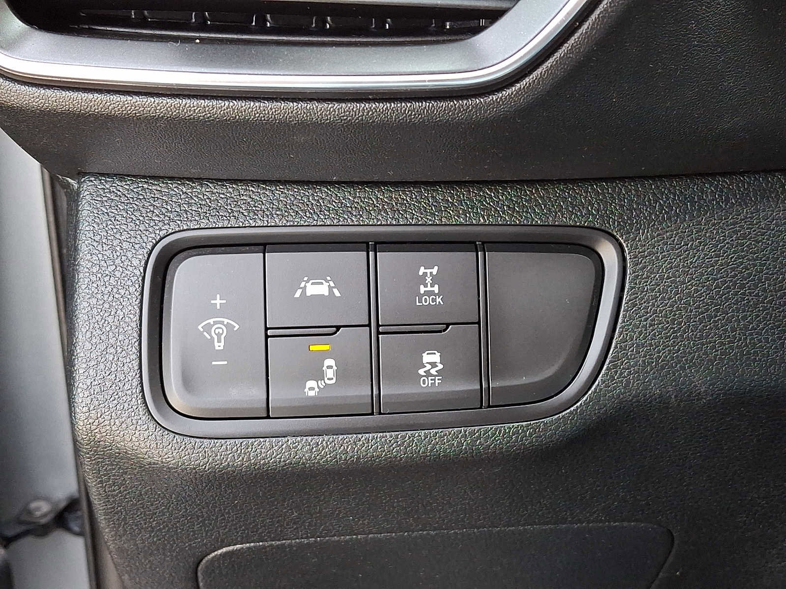 Used 2019 Hyundai Santa Fe SEL AWD/4WD image 27
