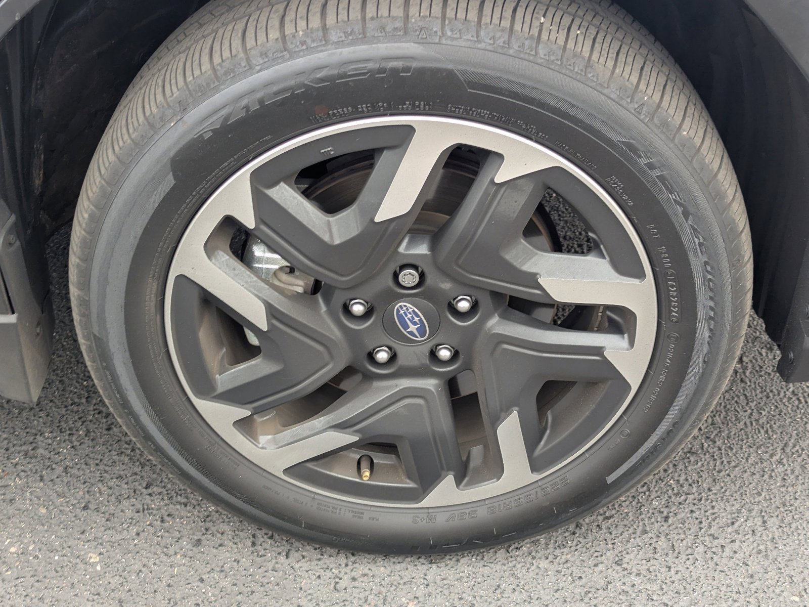 Certified 2025 Subaru Forester Limited image 9