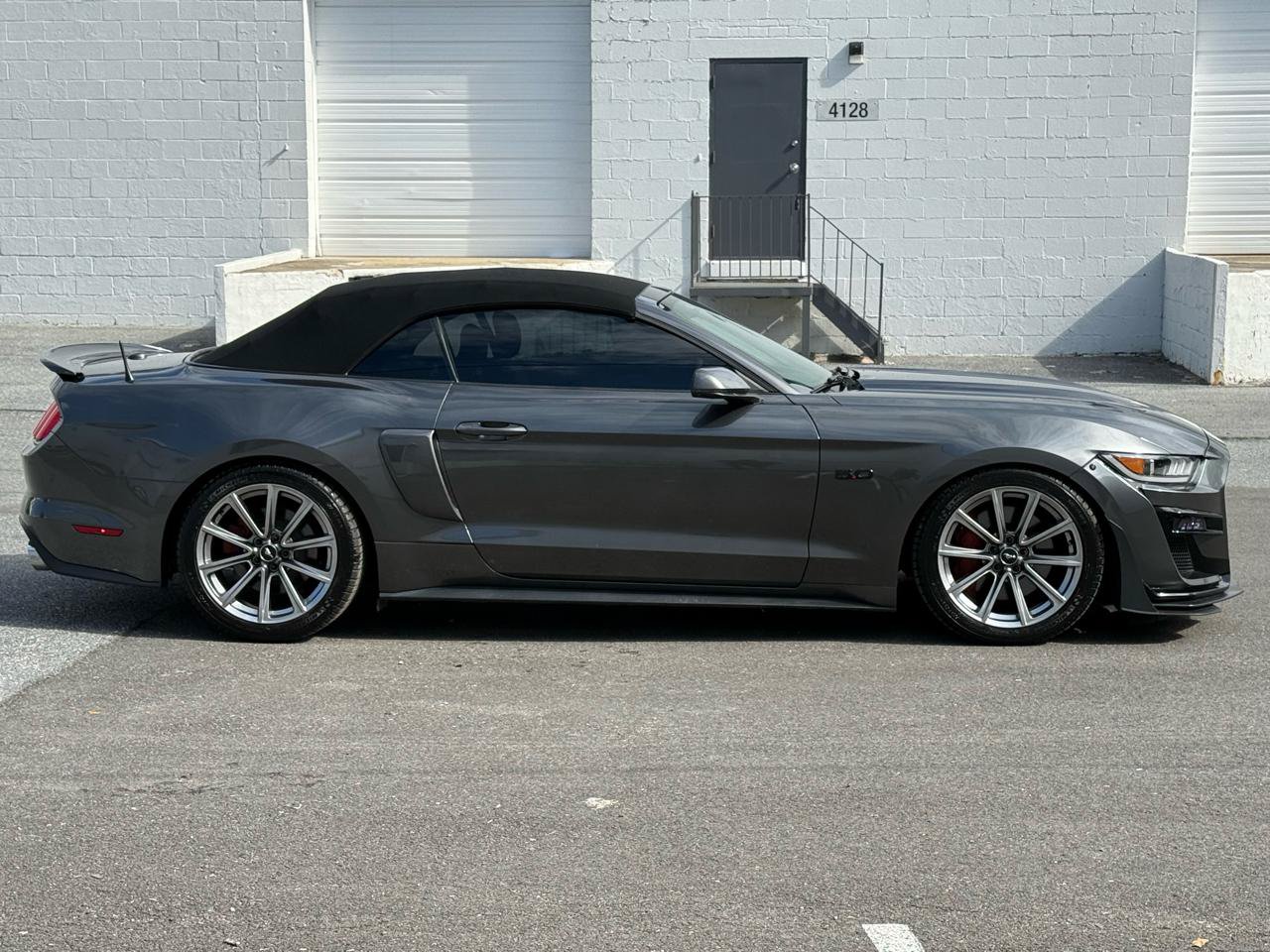 Used 2015 Ford Mustang GT Premium RWD image 8