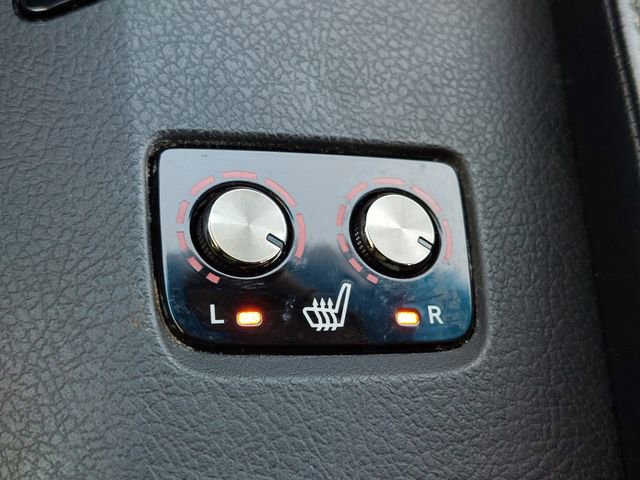 Used 2016 Toyota Avalon Touring image 32