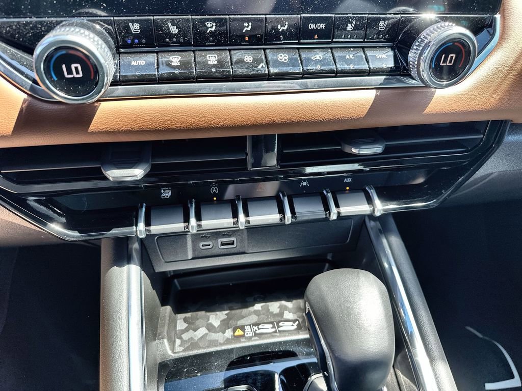 New 2026 GMC Canyon AT4 w/ Technology Plus Package AWD/4WD image 27