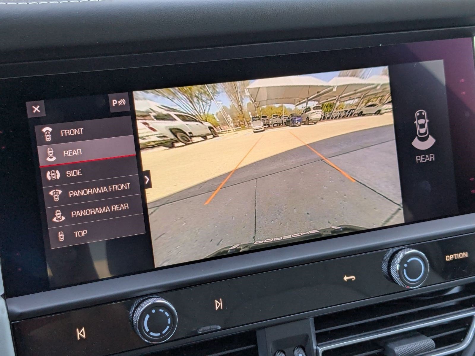 Certified 2025 Porsche Macan image 19