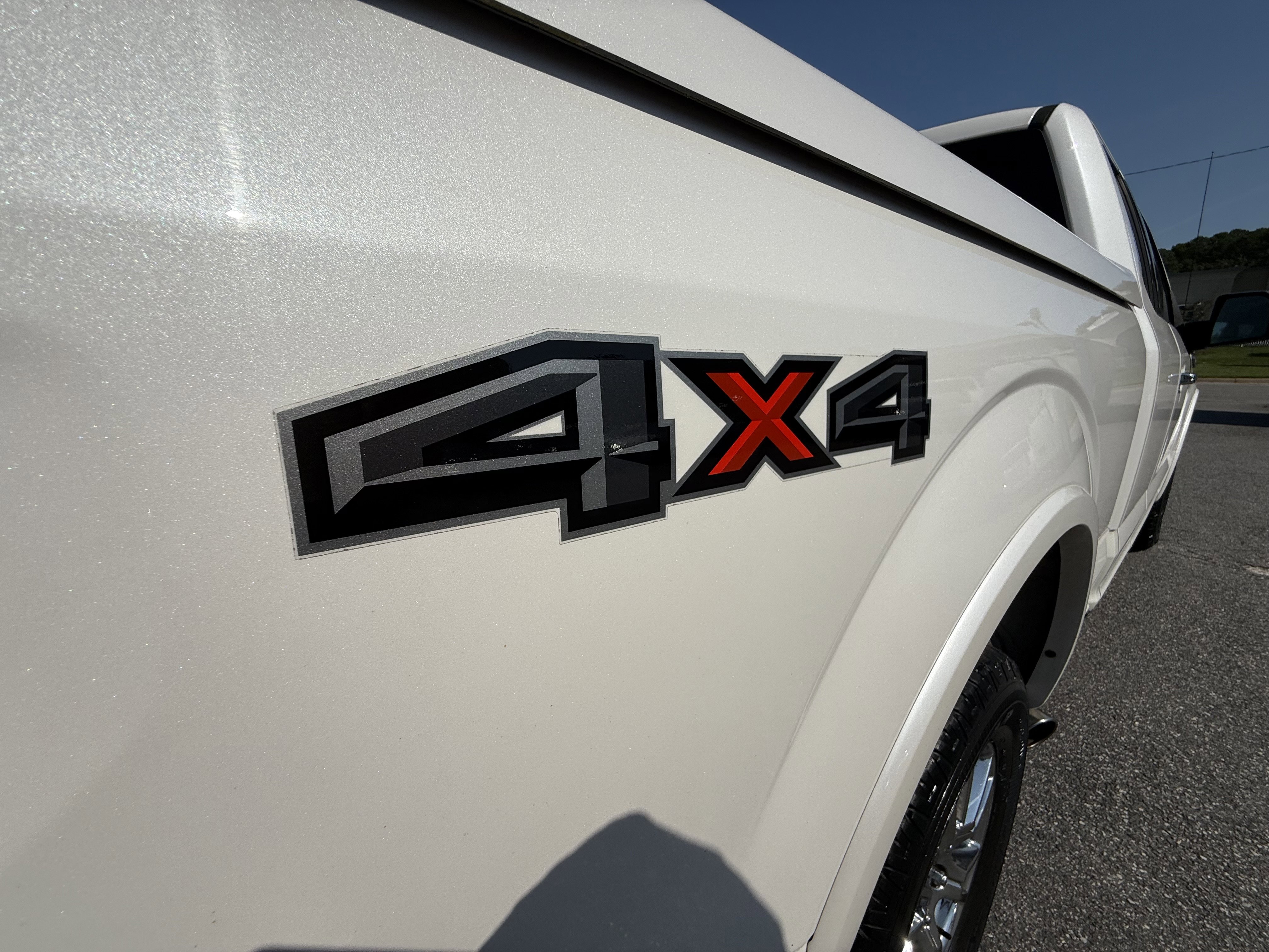 Used 2015 Ford F150 Lariat image 39