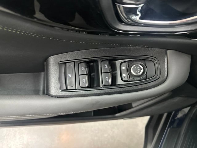Used 2025 Subaru Outback Onyx Edition AWD/4WD image 10