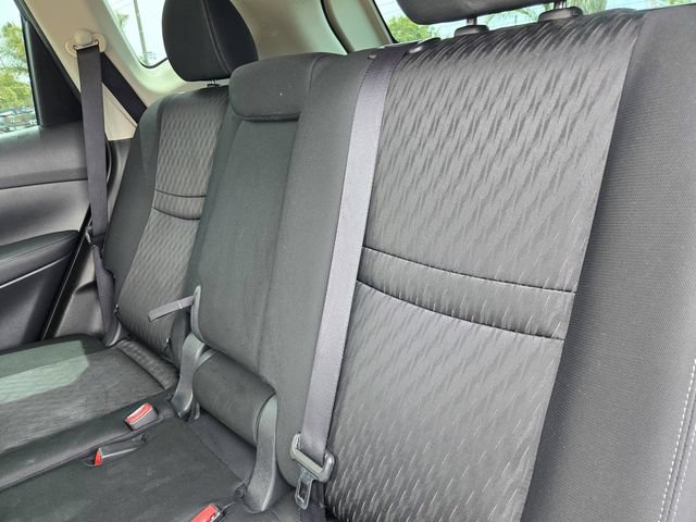 Used 2019 Nissan Rogue S FWD image 10