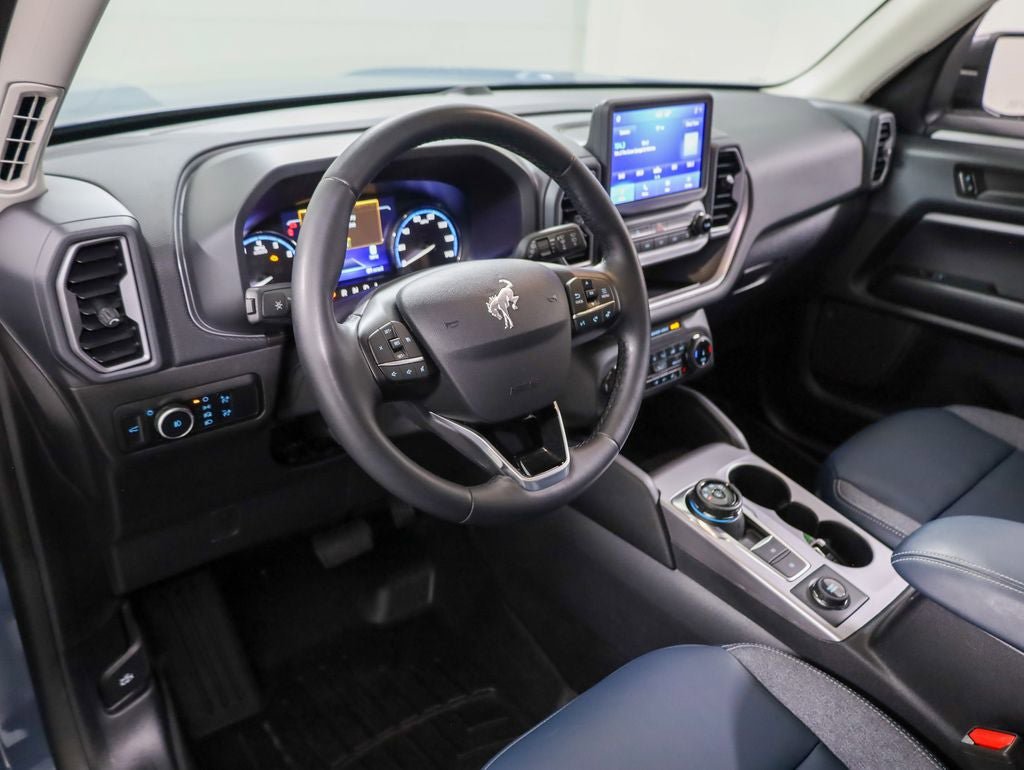 Used 2024 Ford Bronco Sport Outer Banks image 9