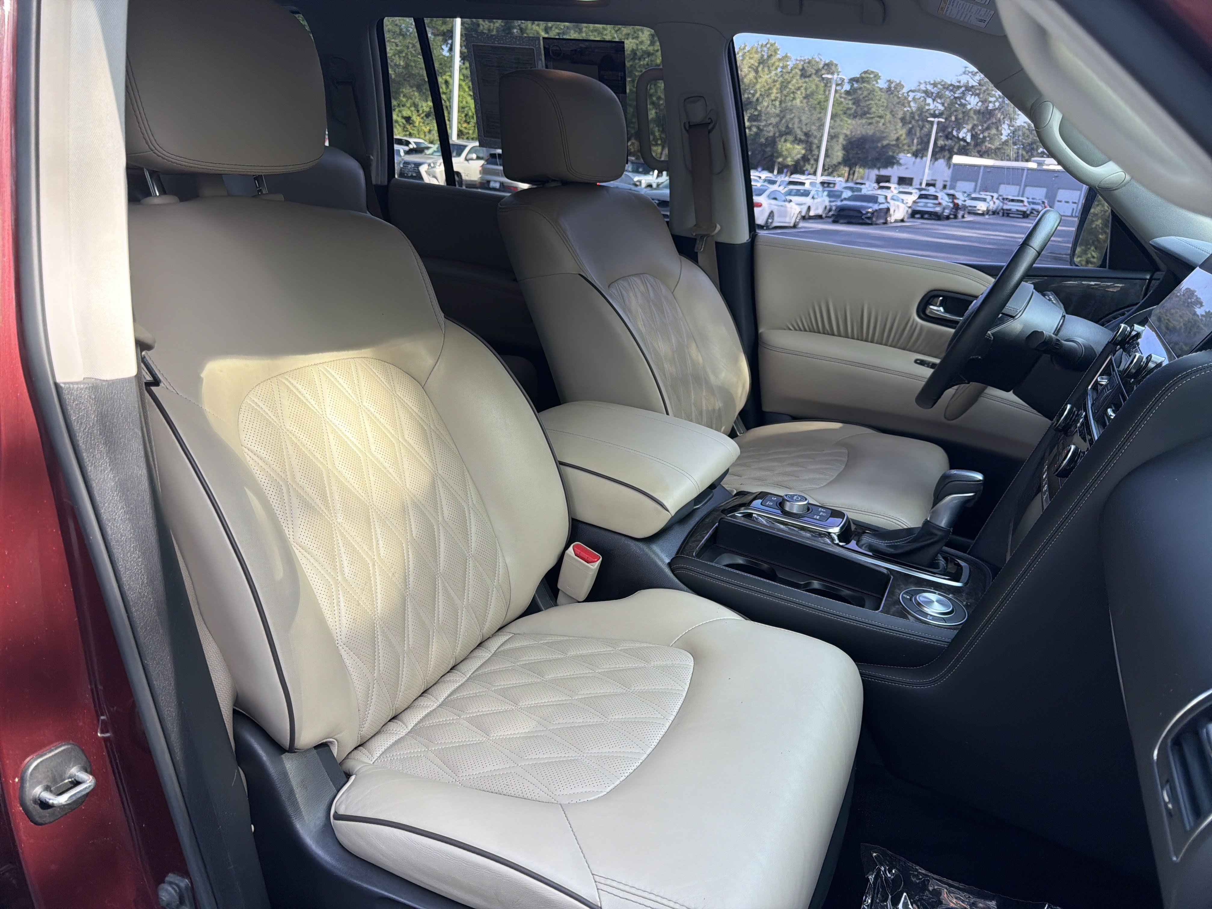 Used 2022 Nissan Armada Platinum w/ Captain's Chairs Package RWD image 35