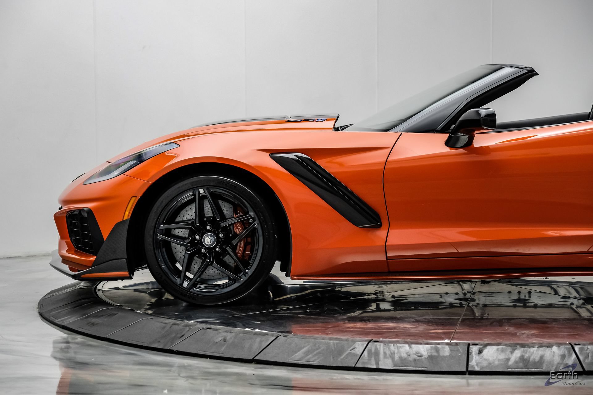 Used 2019 Chevrolet Corvette ZR1 RWD image 11