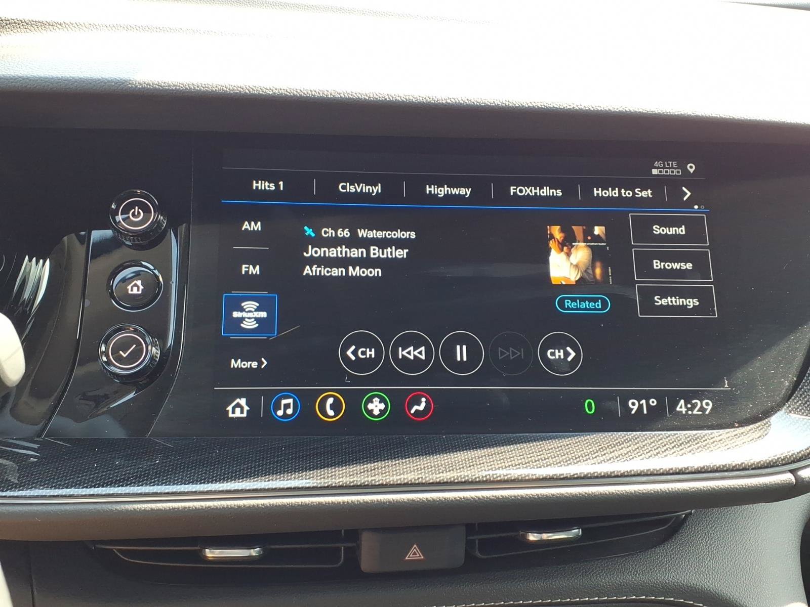 Used 2023 Buick Envision Preferred AWD/4WD image 11