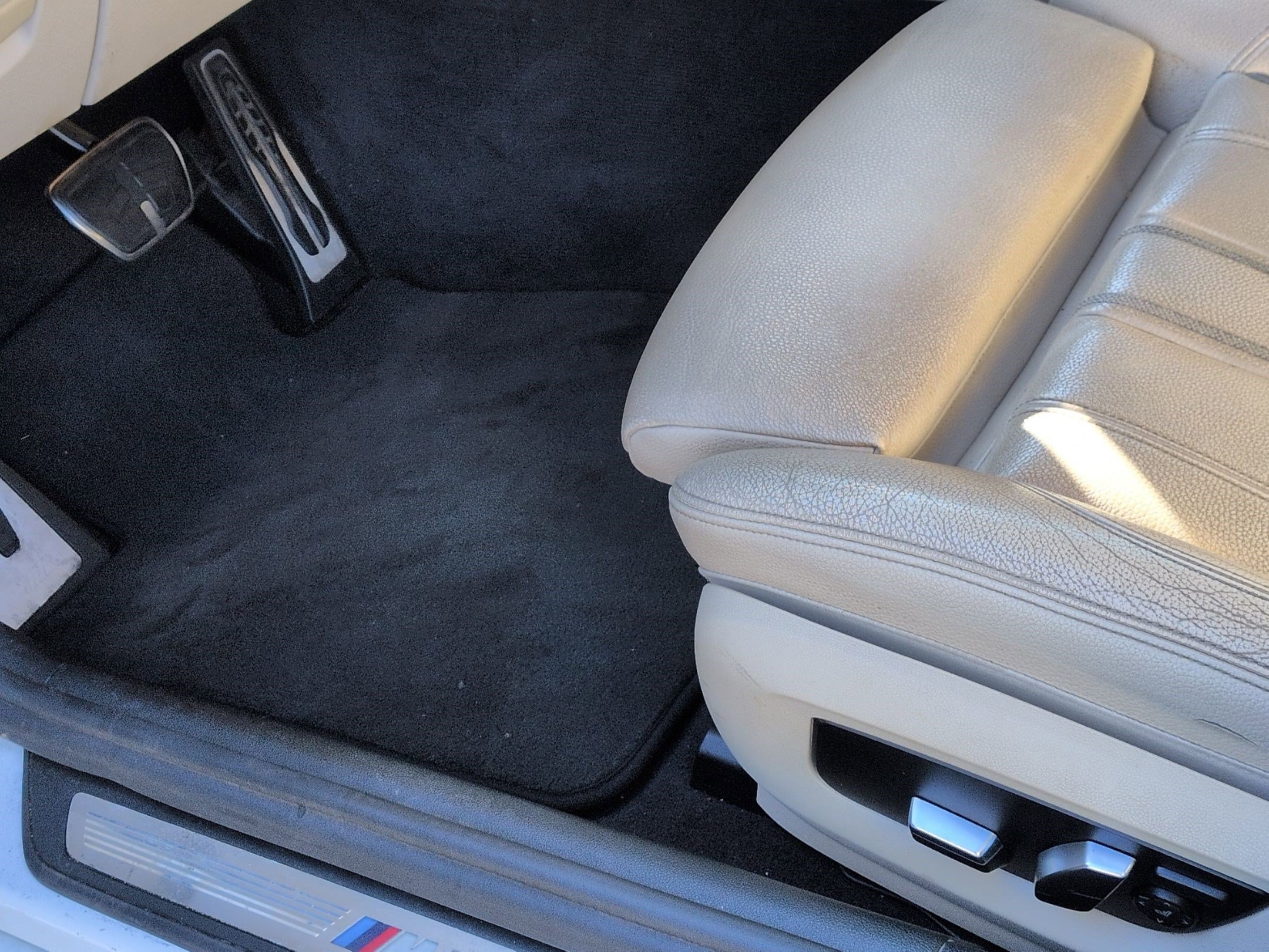 Used 2017 BMW 540i image 17