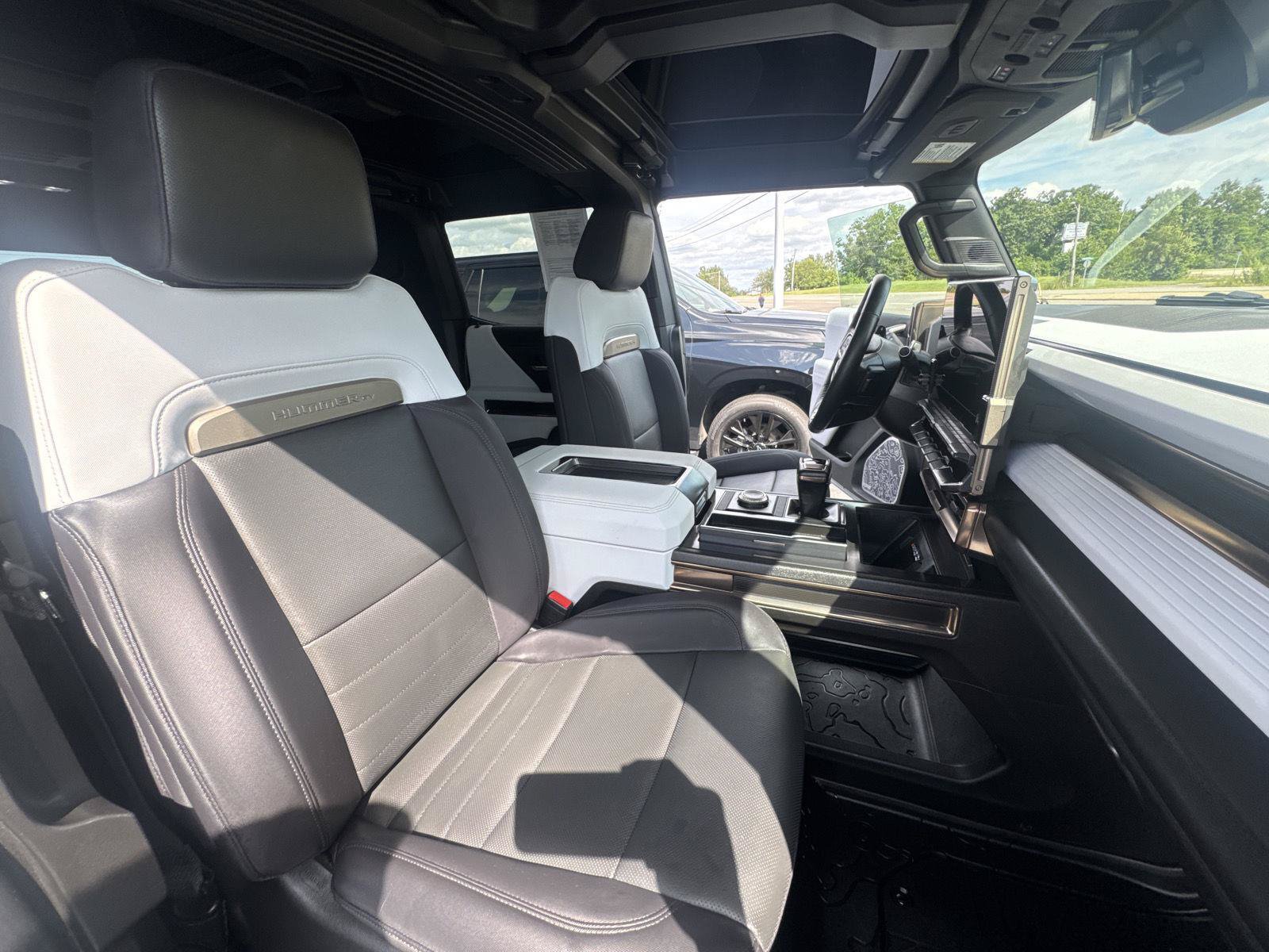 Used 2025 GMC Hummer EV 3X AWD/4WD image 19