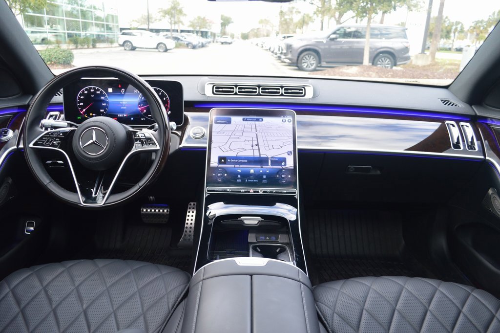 Used 2025 Mercedes-Benz S 580 4MATIC Sedan image 35