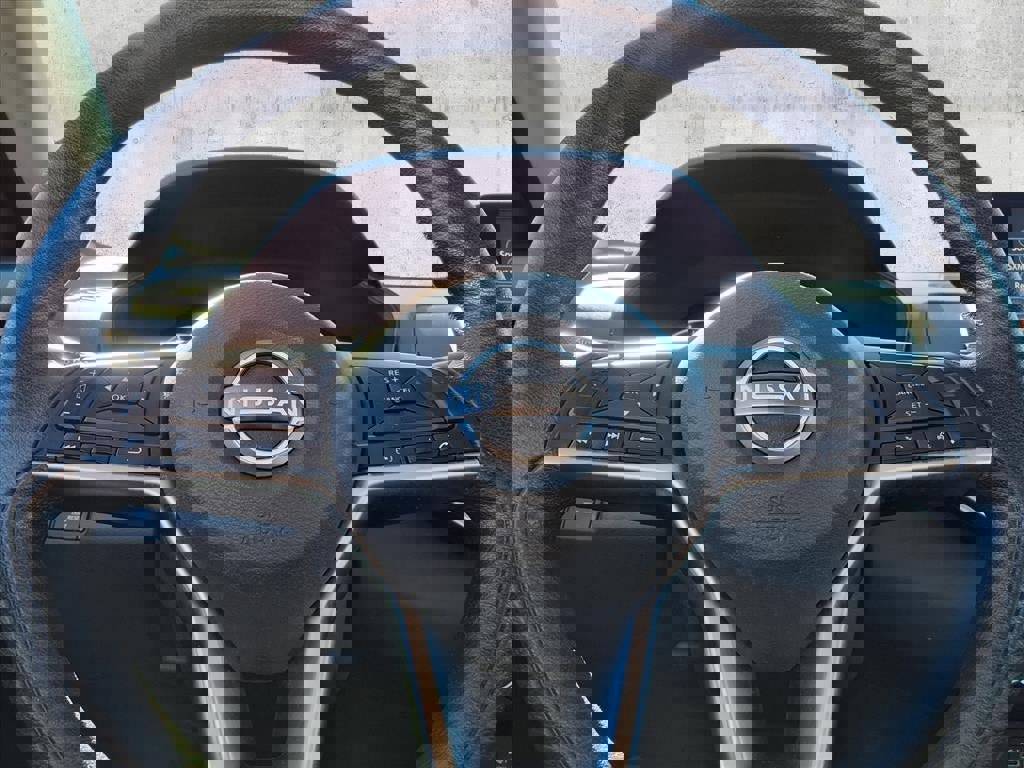 Used 2024 Nissan Altima 2.5 SV image 22