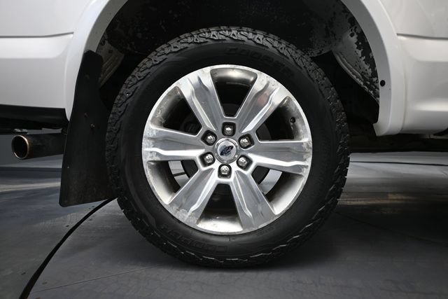 Used 2017 Ford F150 Platinum w/ Equipment Group 701A Luxury AWD/4WD image 10