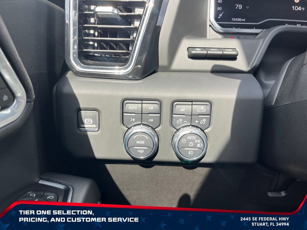 Used 2025 GMC Sierra 3500 Denali w/ Denali Reserve Package AWD/4WD image 24