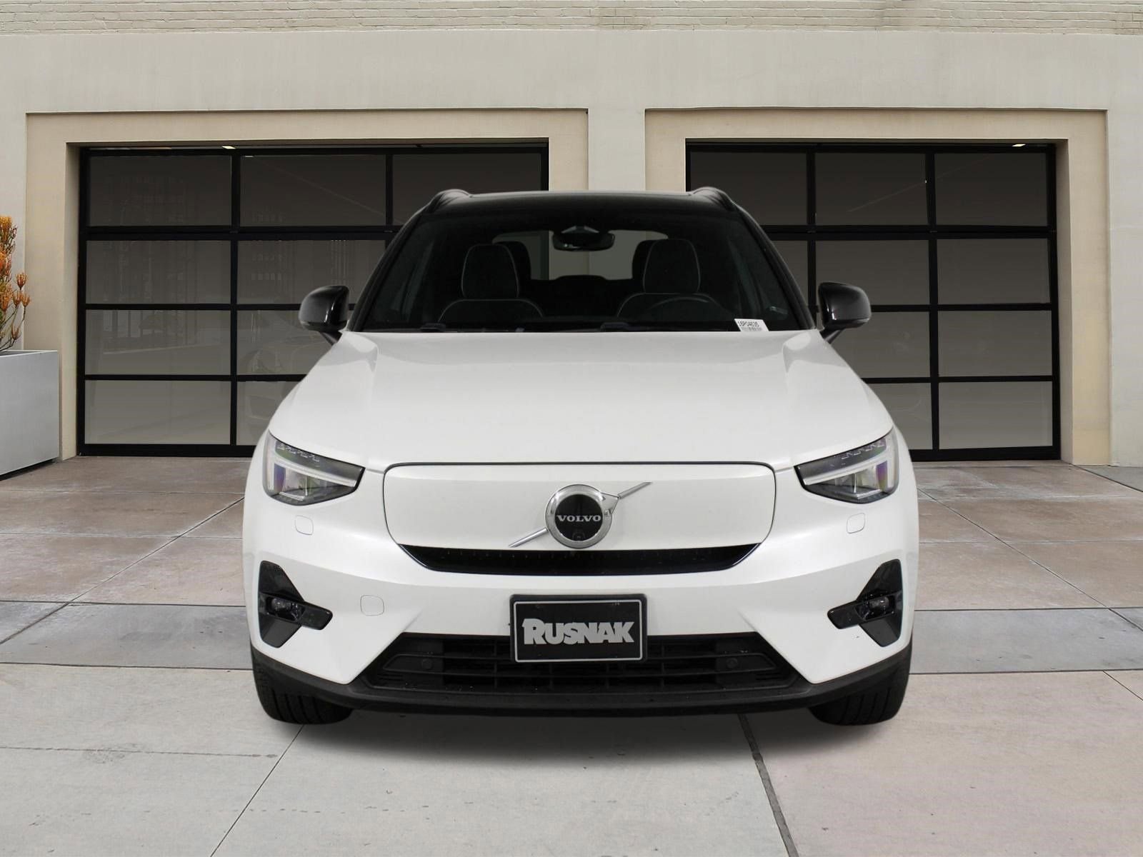 Used 2023 Volvo XC40 Recharge Ultimate w/ Protection Package Premier AWD/4WD image 6