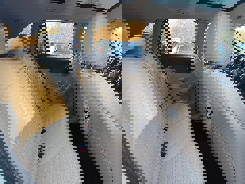 Used 2022 Mercedes-Benz GLC 300 4MATIC image 30