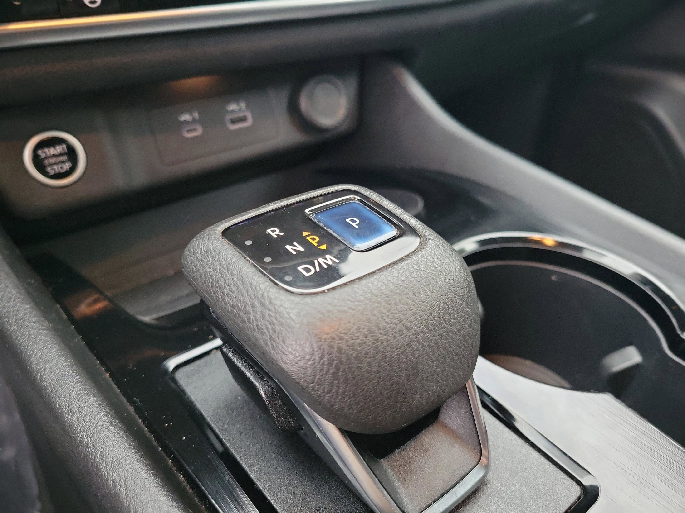 Certified 2021 Nissan Rogue SV w/ Premium Package image 36