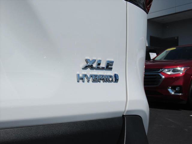 Used 2024 Toyota RAV4 XLE image 10