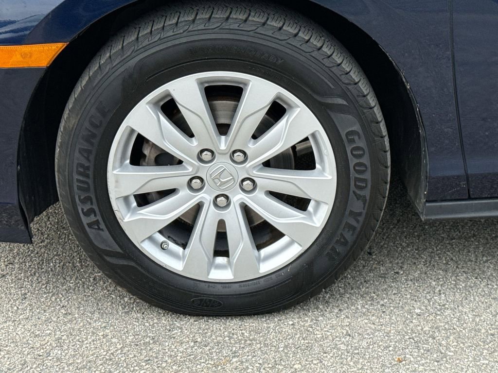 Used 2019 Honda Odyssey LX image 18