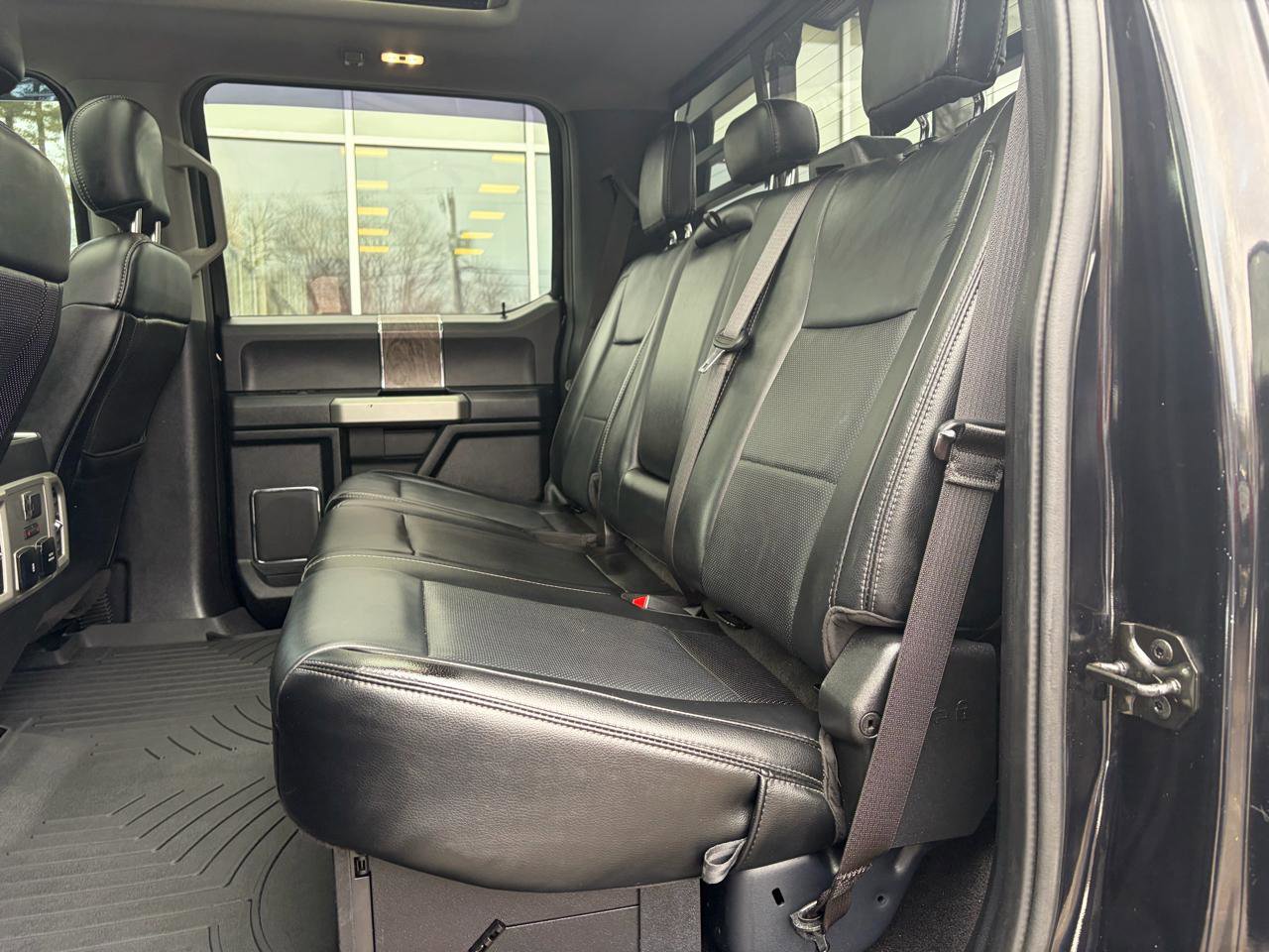 Used 2019 Ford F250 Lariat w/ Lariat Ultimate Package image 47