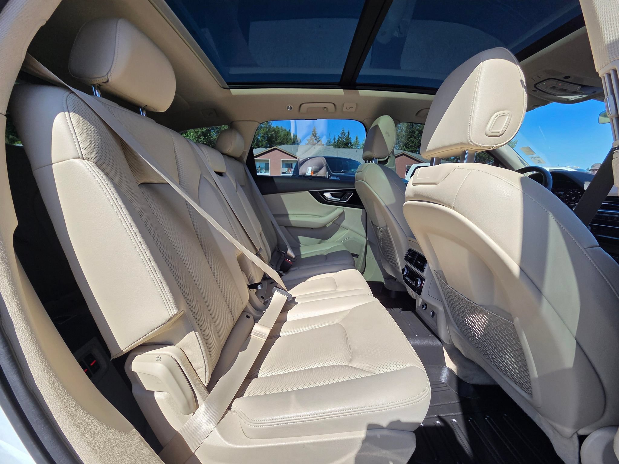 Used 2019 Audi Q7 3.0T Premium Plus w/ Premium Plus Package AWD/4WD image 32