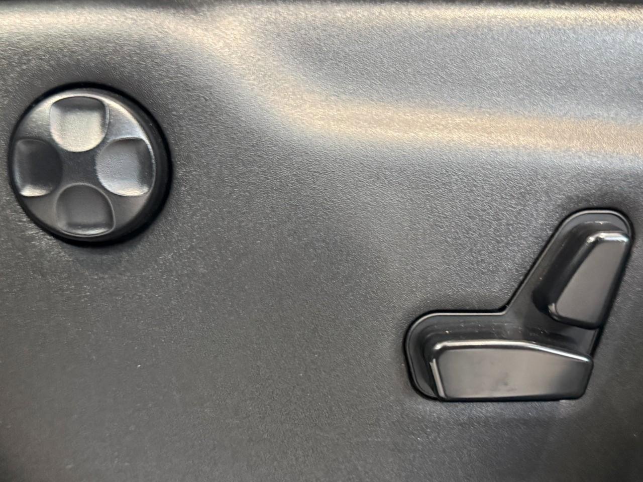 Used 2021 Dodge Durango R/T image 23