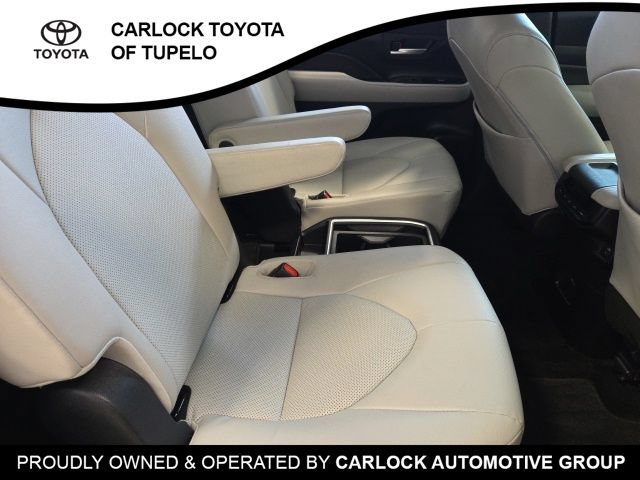 Used 2025 Toyota Grand Highlander FWD image 20