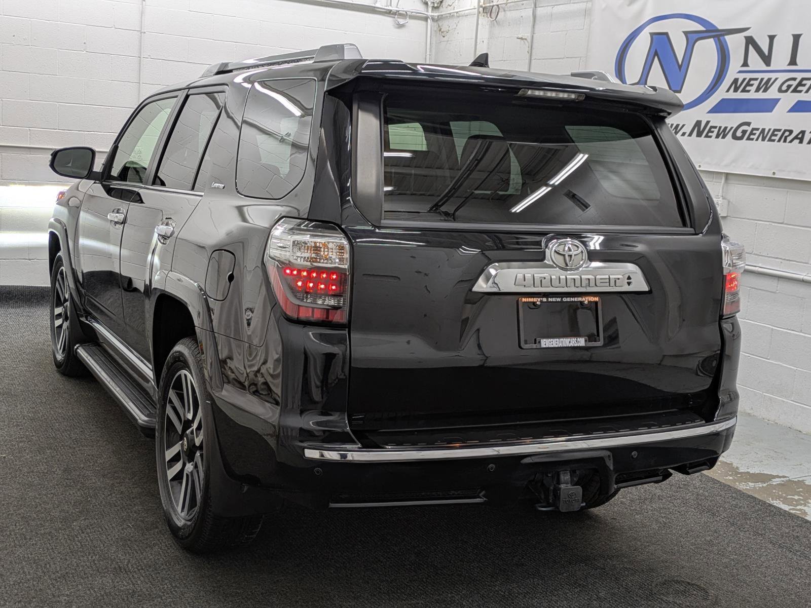 Used 2022 Toyota 4Runner Limited image 20