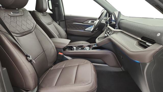 New 2026 Ford Explorer Platinum w/ LUX Leather Package image 26