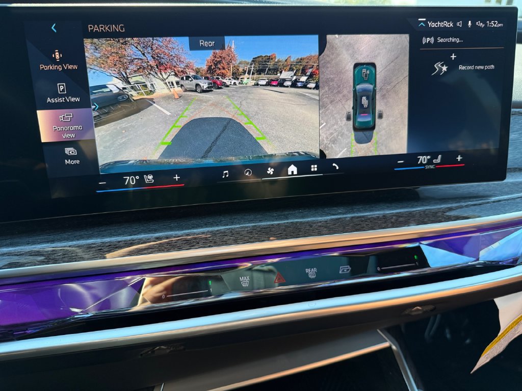 Certified 2026 BMW 750e xDrive AWD/4WD image 22