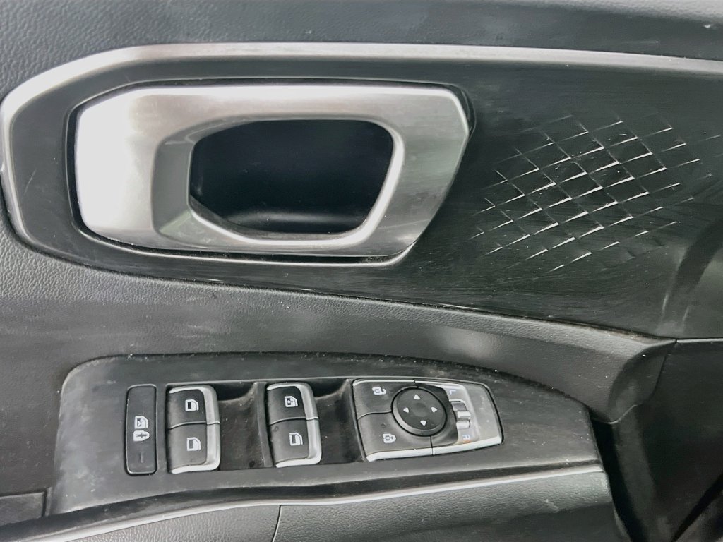 Used 2021 Kia Sorento S FWD image 10