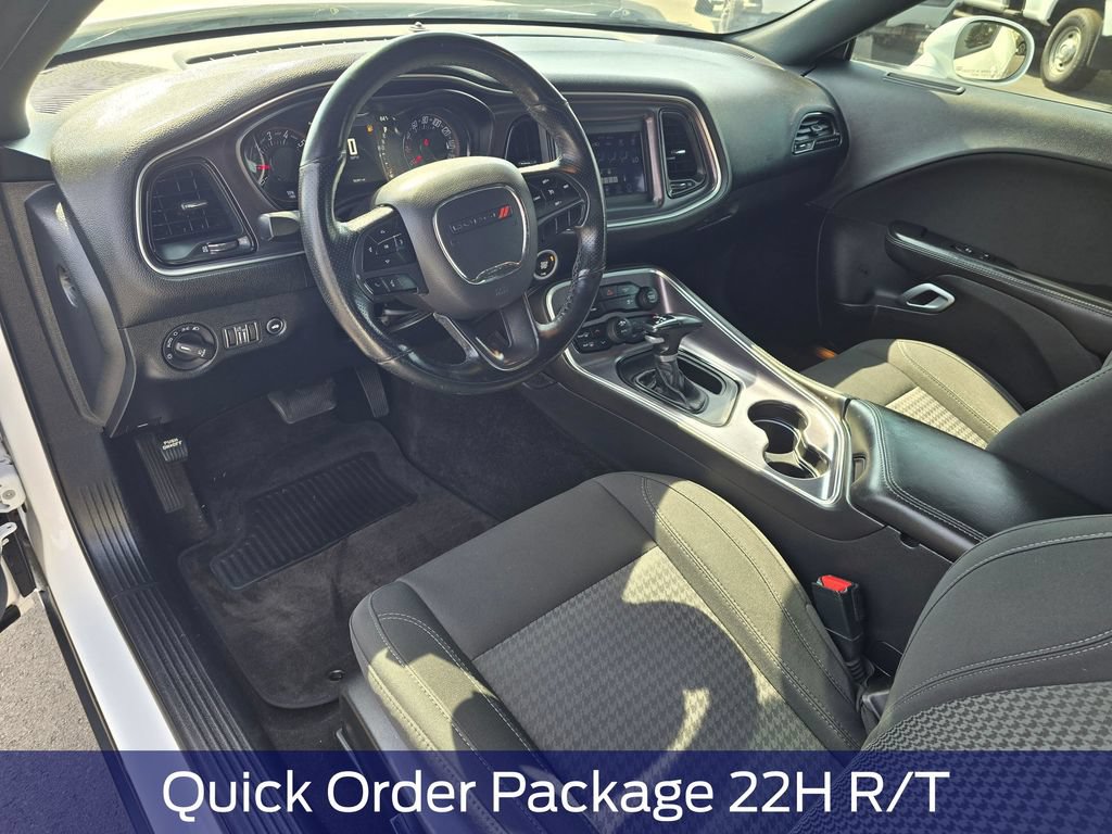 Used 2018 Dodge Challenger R/T w/ Blacktop Package RWD image 2
