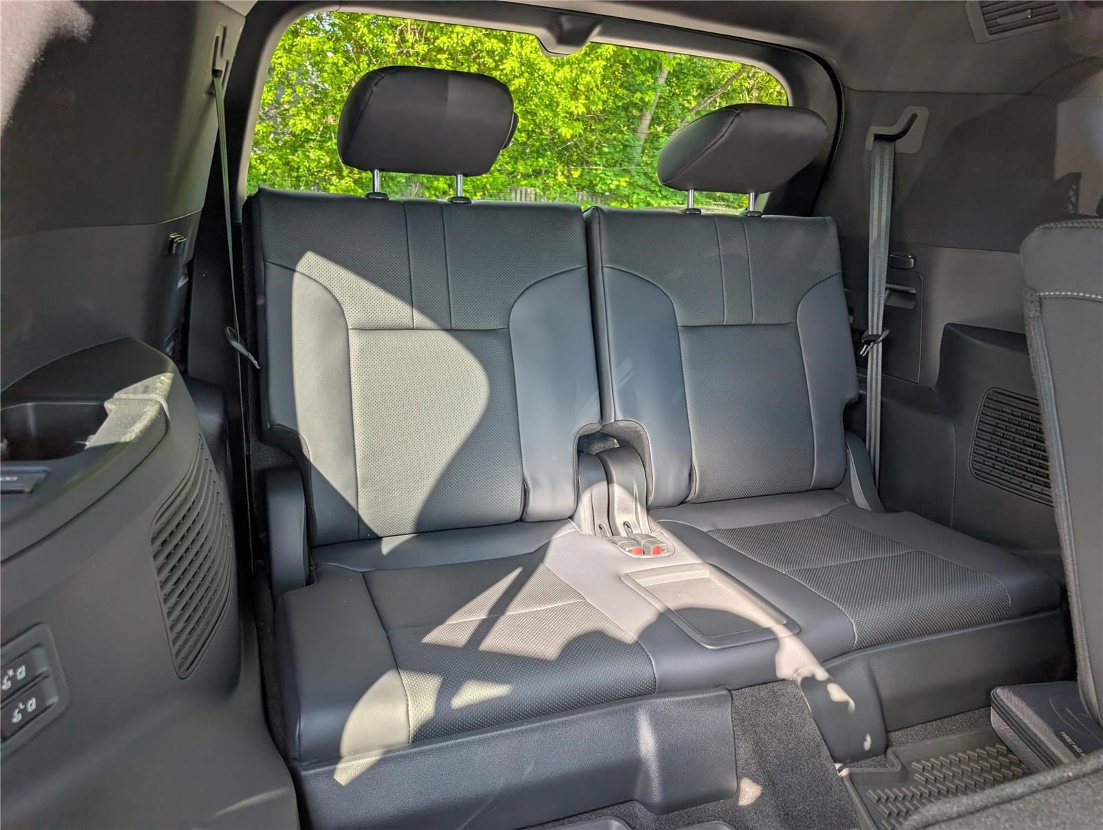 New 2026 Lexus LX 700h Luxury AWD/4WD image 9