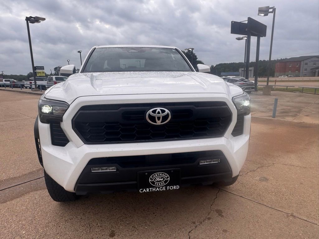 Used 2024 Toyota Tacoma TRD Off-Road AWD/4WD image 8