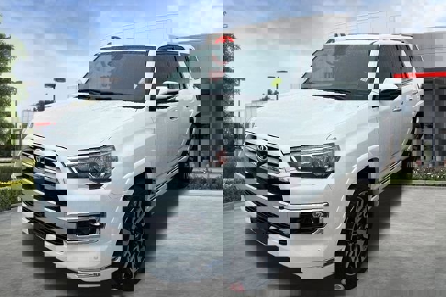 Used 2023 Toyota 4Runner Limited image 3