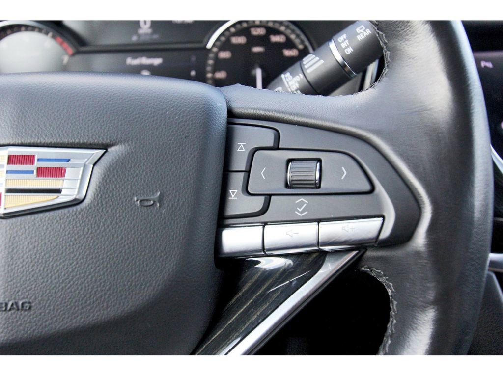 Used 2020 Cadillac XT6 Premium Luxury image 17