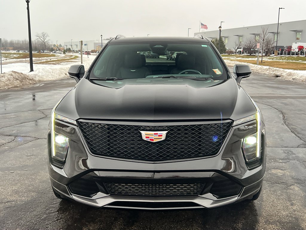 Used 2024 Cadillac XT4 Sport image 8