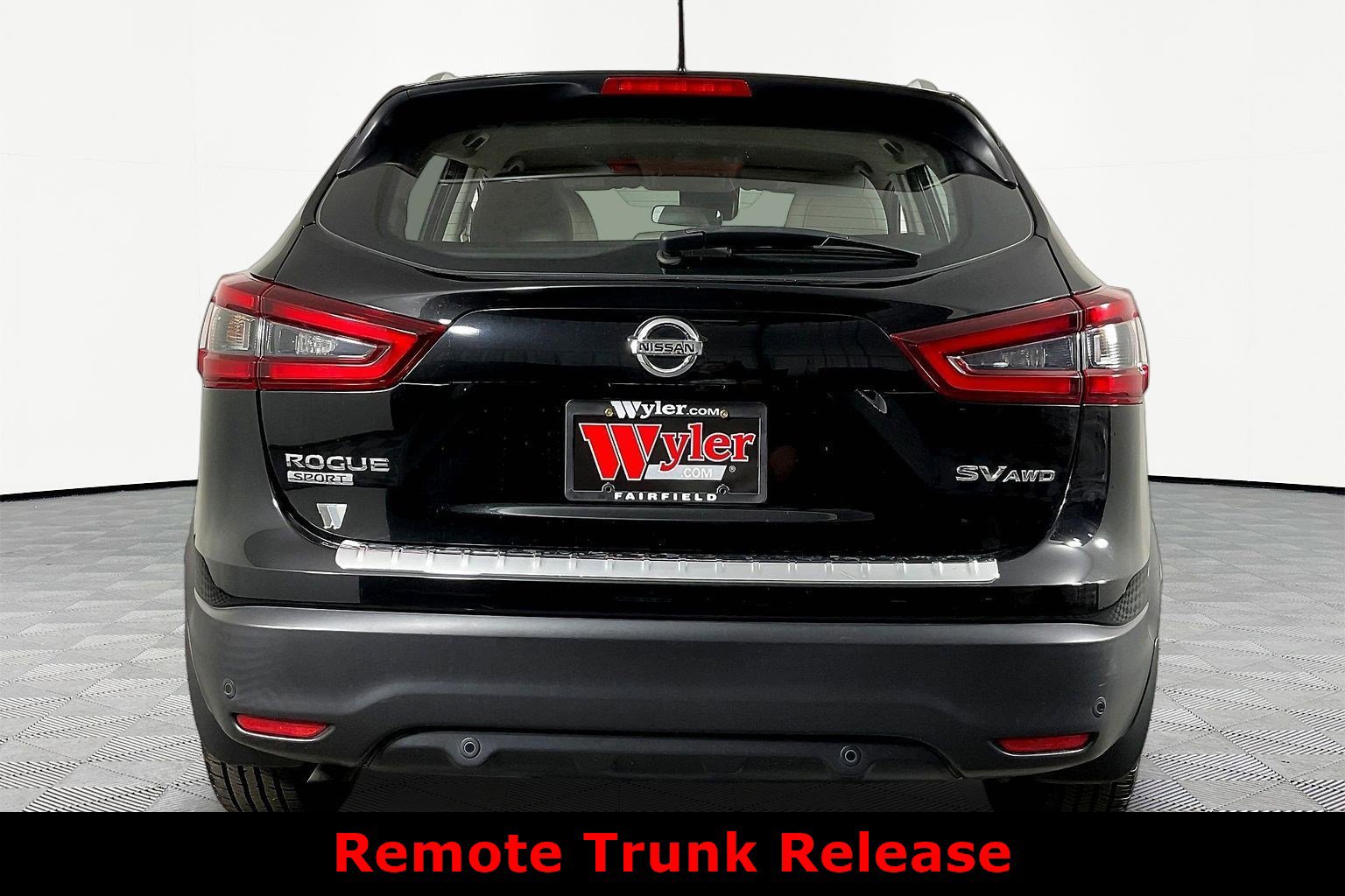 Used 2021 Nissan Rogue Sport SV AWD/4WD image 5