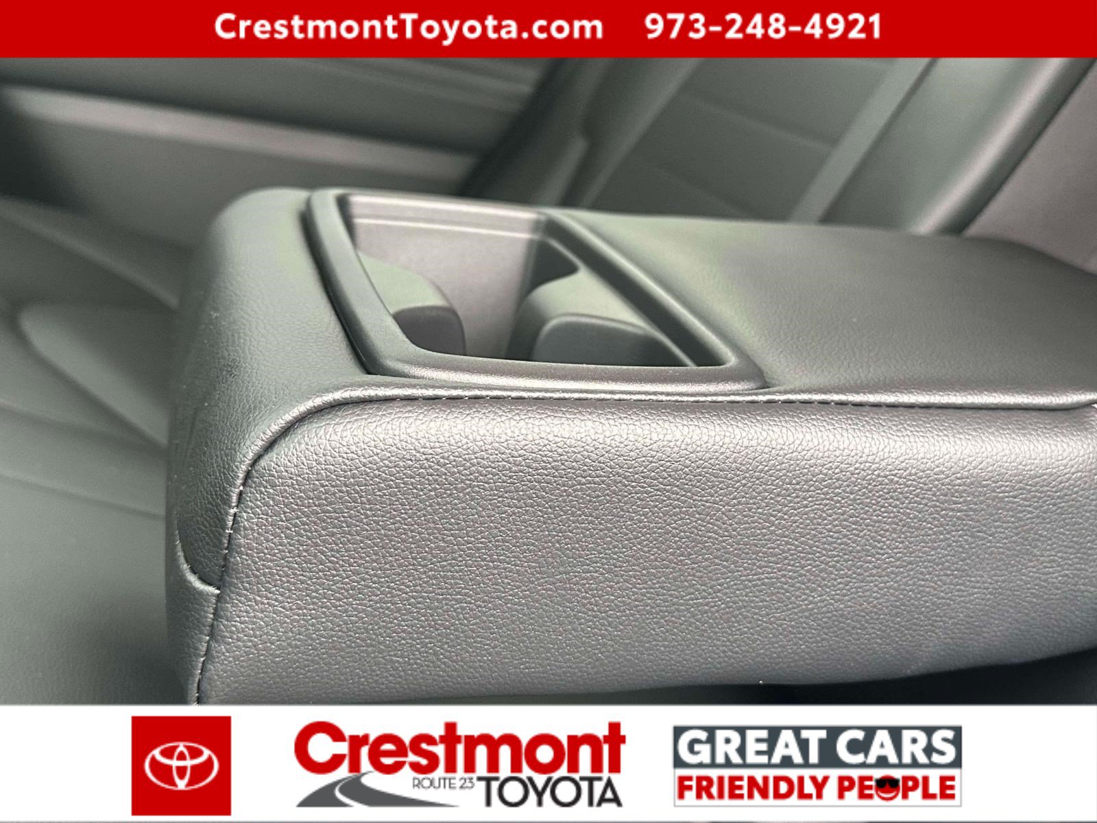 Certified 2025 Toyota Highlander XLE AWD/4WD image 10