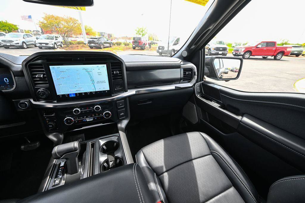 Used 2025 Ford F150 Lariat AWD/4WD image 33