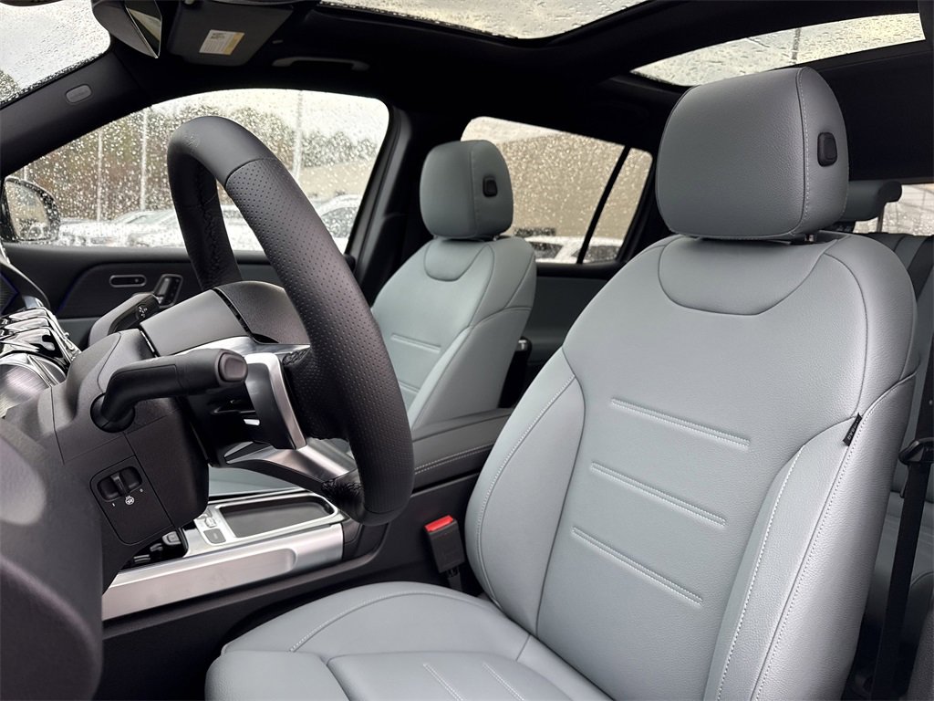 New 2026 Mercedes-Benz GLB 250 4MATIC image 12